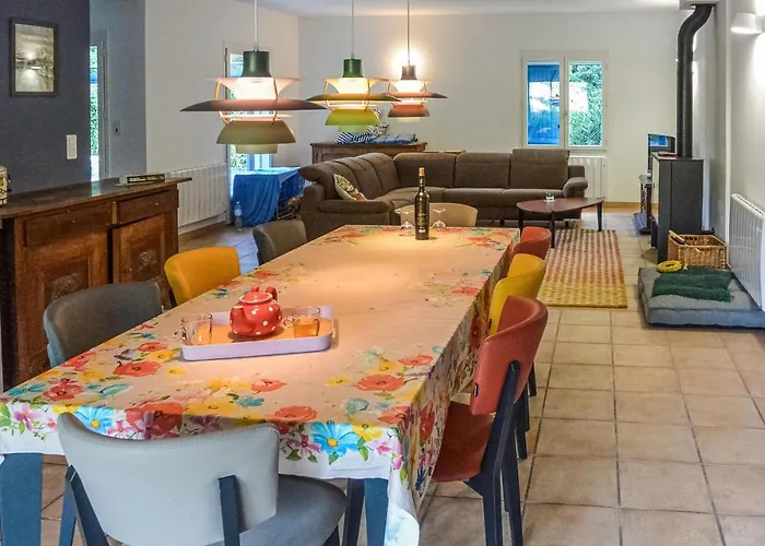 Casa vacanze 2 Bedroom Awesome In